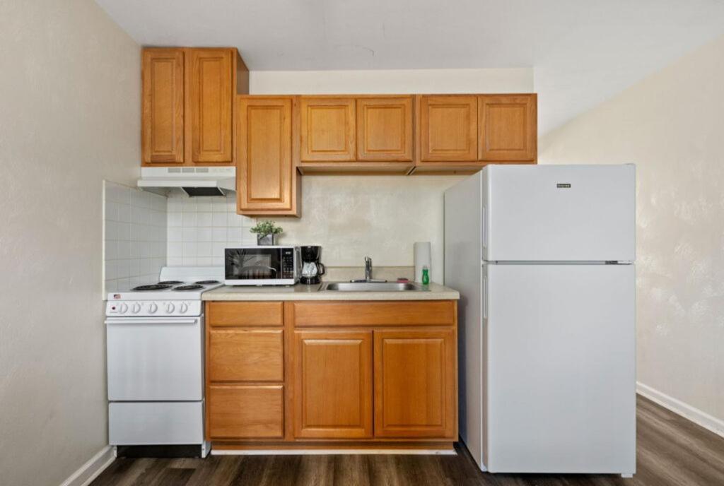 Affordable Suites Graham Екстериор снимка